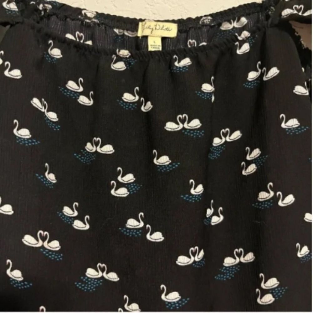 Lily White Black & White Swan Top - Picture 3 of 7